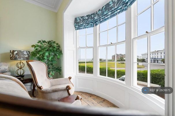 2 bedroom maisonette to rent - Photo 1