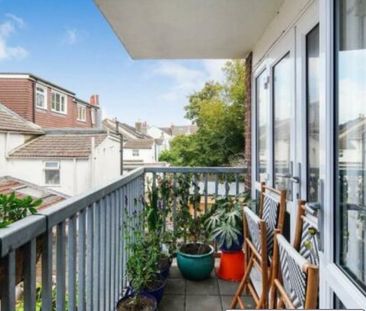 2 Bed Flat, Queens Park Rd, BN2 - Photo 6