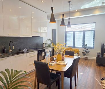 Room in a Shared Flat, Darwin Road, W5 - Photo 1