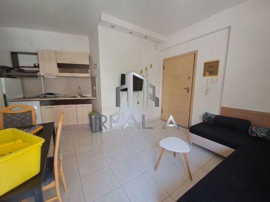 Studio/Γκαρσονιέρα για ενοικίαση - Νεάπολη - Photo 1