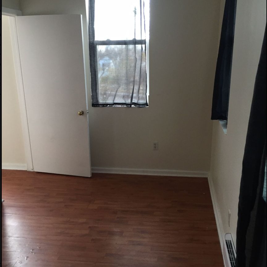 For Lease - 279 Drouillard Road Unit# 3, Windsor, Ontario - Photo 1