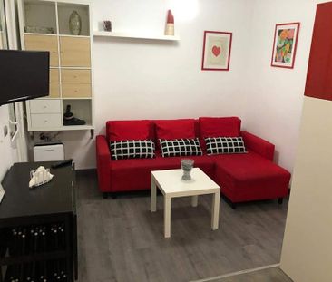 Calle de Sombrerete, Madrid, Community of Madrid 28012 - Photo 6