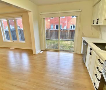 For Lease - 439 Cavanagh Lane, Milton, Ontario - Photo 3