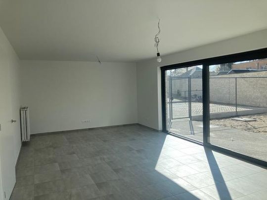 Appartement - Te huur - Photo 1