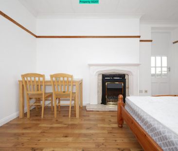 3 bedroom flat to rent - Photo 1
