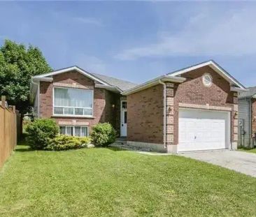 Emms 332 | 332 Emms, Barrie - Photo 1