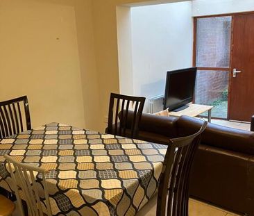22 Agincourt Street, Belfast, BT7 1RB - Photo 3