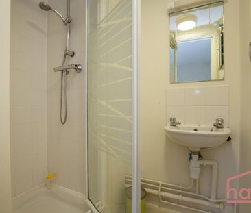 3 bedroom flat share to rent - Photo 1