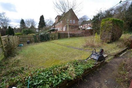 3 bedroom semi-detached house to rent - Photo 3