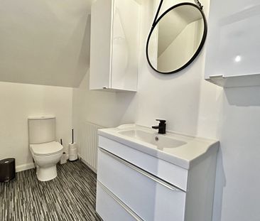 Grange Avenue - Photo 2