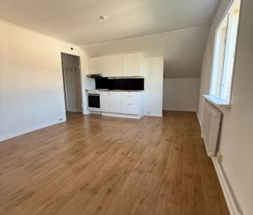 Läroverksgatan 4 - Foto 1