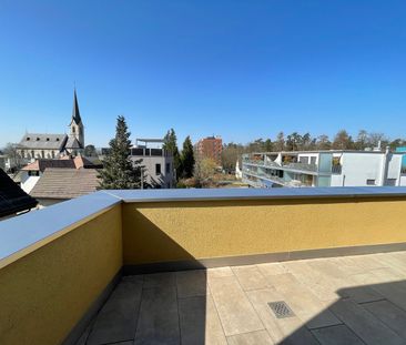 Moderne 2.5 Zimmer Attikawohnung in Bülach zu vermieten - Photo 1
