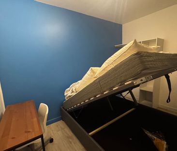 Appartement à louer 4 pièces • Reims - Photo 2