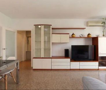 Piso en alquiler en Carrer de Pavia, 85 - Foto 1