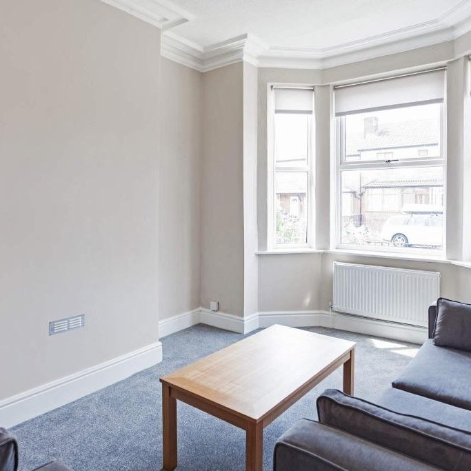 5 bedroom terraced house to rent - Photo 1