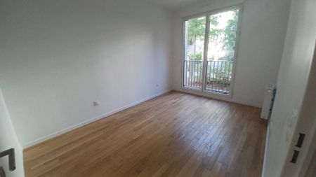 location Appartement F5 DE 104.77m² À CLICHY - Photo 3