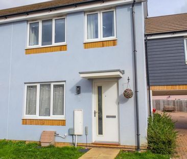 3 bedroom semi-detached house to rent - Photo 1