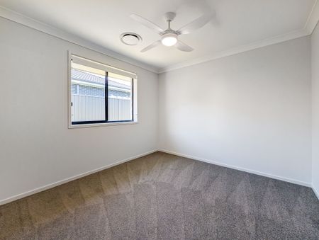 Stunning Brand New Family Home - Photo 5