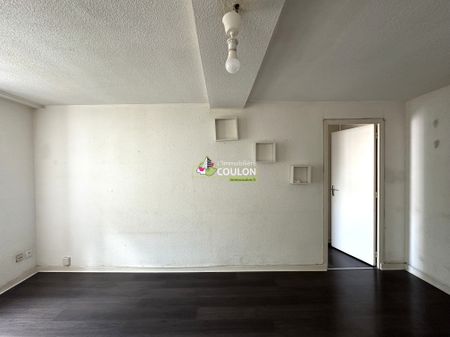 Appartement - 2 pièces - Jaude/Banque de France - Photo 4