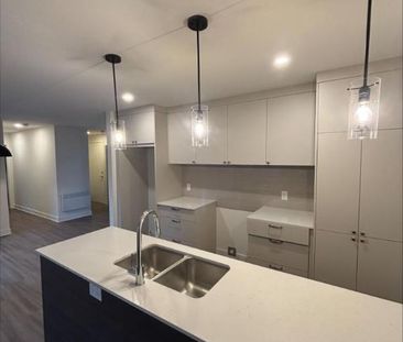 2 CH - 1 SDB - Saint-Hyacinthe - $1,400 /mo - Photo 2