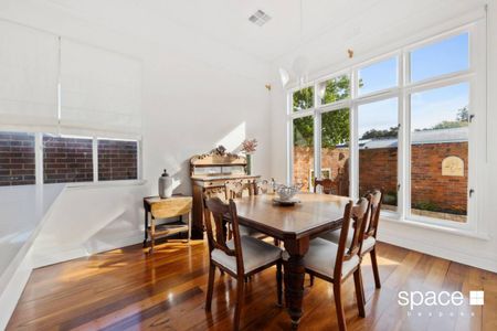 UNFURNISHED CHARACTER HOME - Photo 2