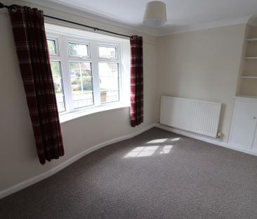 3 bedroom semi-detached house to rent - Photo 6