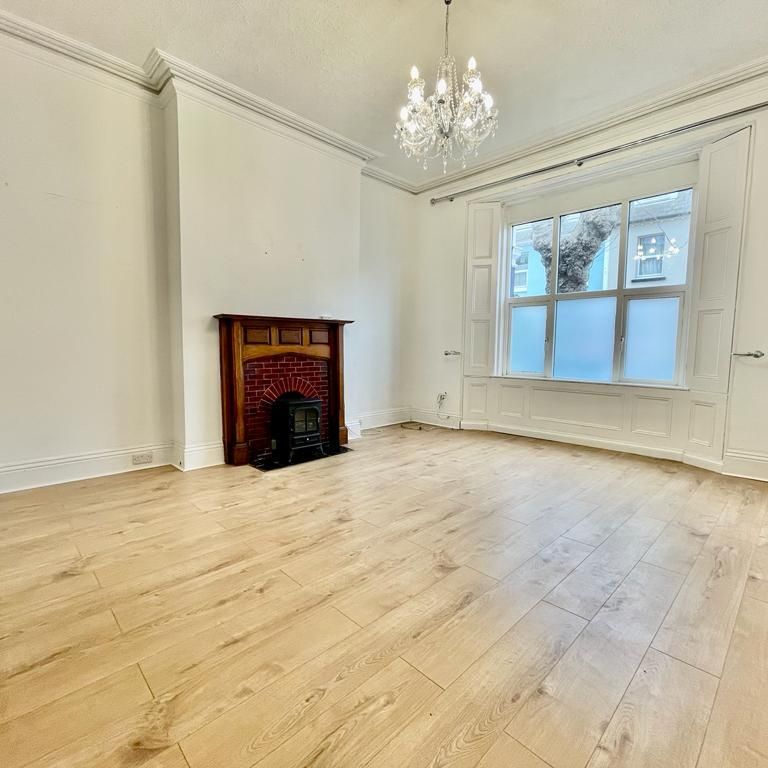 3 bedroom terraced house to rent - Photo 1