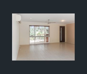 Home In Central Cannonvale - Photo 1