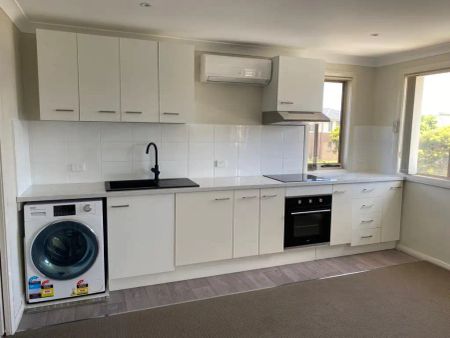 “Modern Studio” - Photo 3