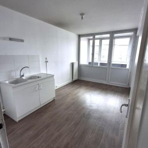 Location Appartement à SABLONS - Photo 3