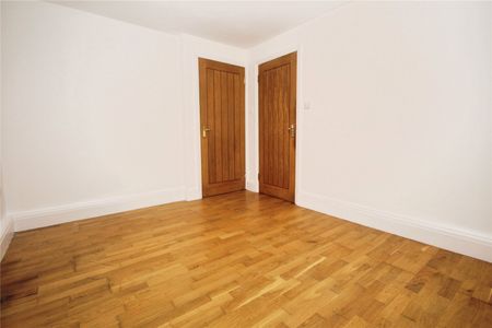 Avenue Road, London, SE25 4EA - Photo 4