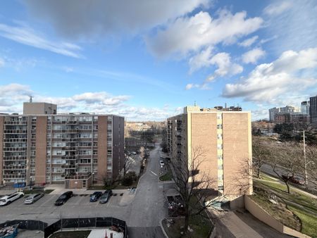 For Lease - 60 Central Park Roadway N/A Unit# 615, Toronto, Ontario - Photo 3