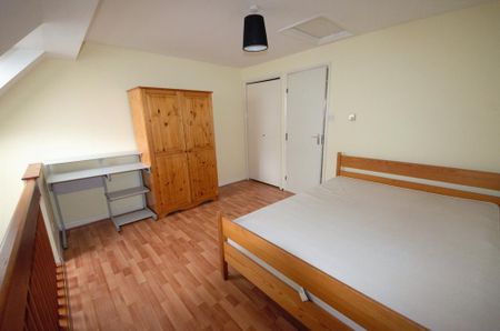 2 bedroom maisonette to rent - Photo 3