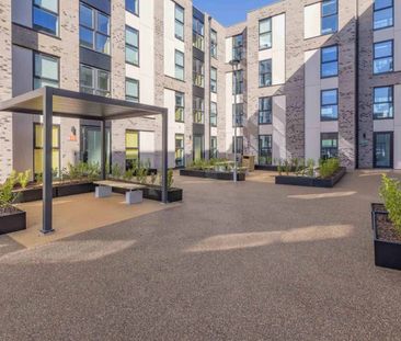 Silver Ensuite - Photo 1