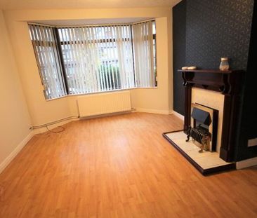 28 Twaddell Avenue, Belfast, BT13 3LE - Photo 2