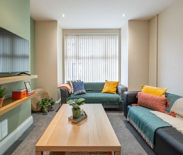 5 bedroom terraced house to rent - Photo 1