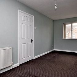 Bamford Way, CT14 7XP, Deal - Photo 2