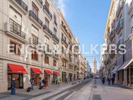 València, Valencian Community 46002 - Photo 2