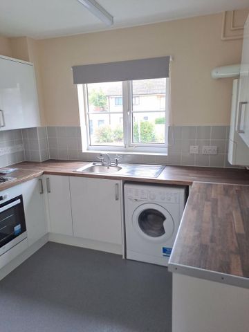 2 bedroom apartment to rent - Photo 4