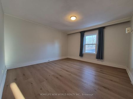 For Lease - 37 Kingswood Road Unit# 2nd floor, Toronto, Ontario - Photo 3
