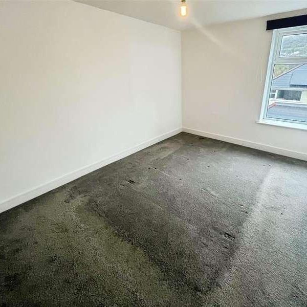 Wood Road, Pontypridd, CF37 - Photo 1