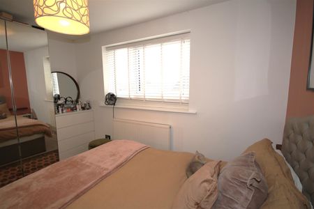 CanterburyField Avenue, CT1 1TS, Canterbury - Photo 4