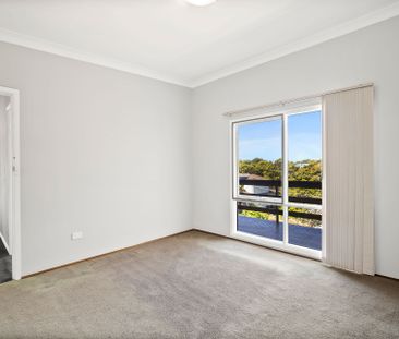 Spacious Living With Valley Views - Photo 2