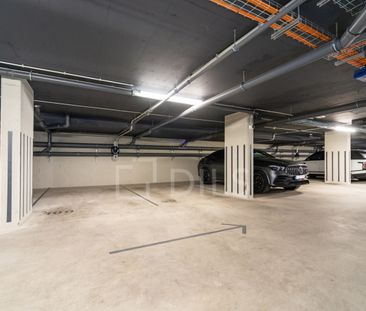 Apartamento T2 com duas varandas e estacionamento, em Cascais - Photo 3