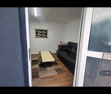 6 bedroom terraced house to rent - Photo 1