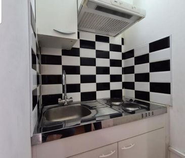 Studio to rent - Photo 3