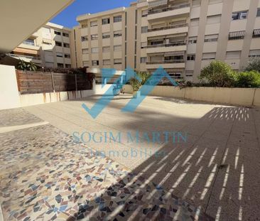 Location vide longue durée Carnolès 2 Pièces avec grande terrasse - Photo 3