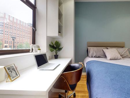 Apt 42, Q Two Residence - Photo 4