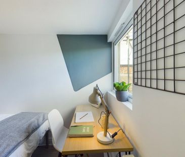 1 bedroom in a house share to rent - Photo 1