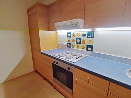 1 Bed Flat, The Atrium, LE1 - Photo 3